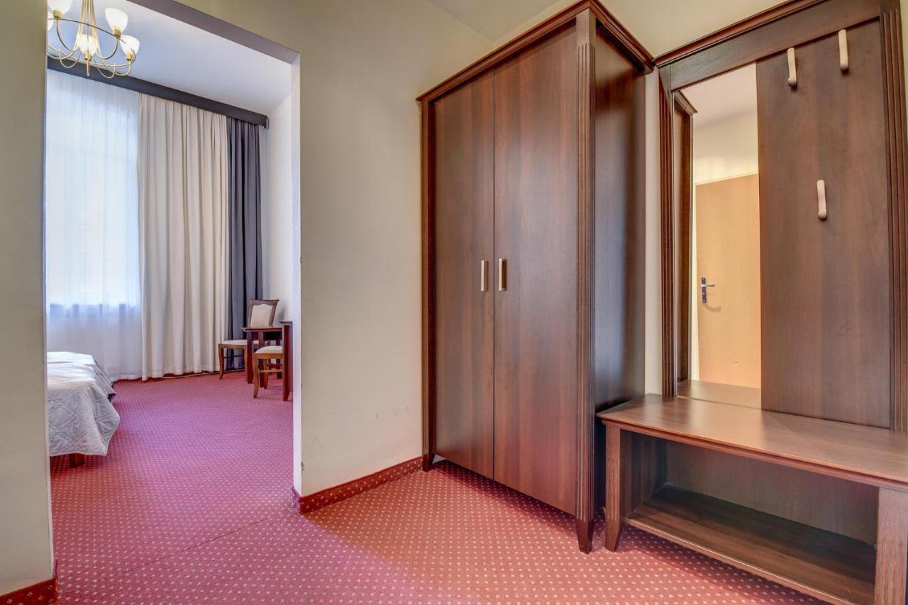 مبيت وإفطار سباوا Savoy المظهر الخارجي الصورة