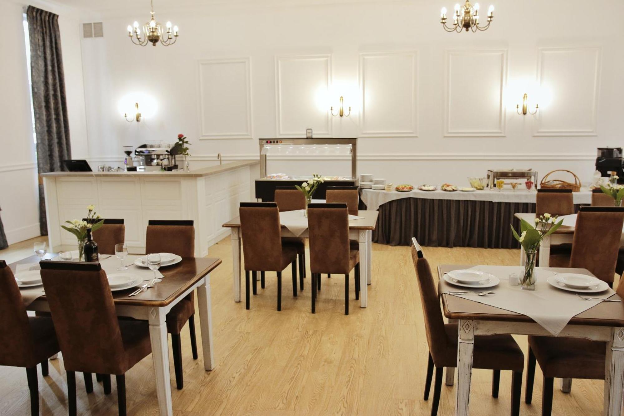 مبيت وإفطار سباوا Savoy المظهر الخارجي الصورة