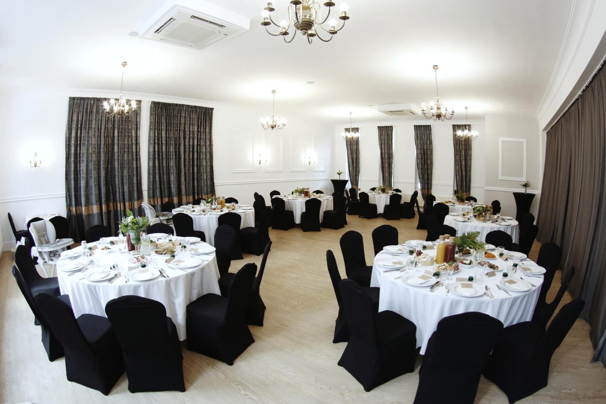مبيت وإفطار سباوا Savoy المظهر الخارجي الصورة