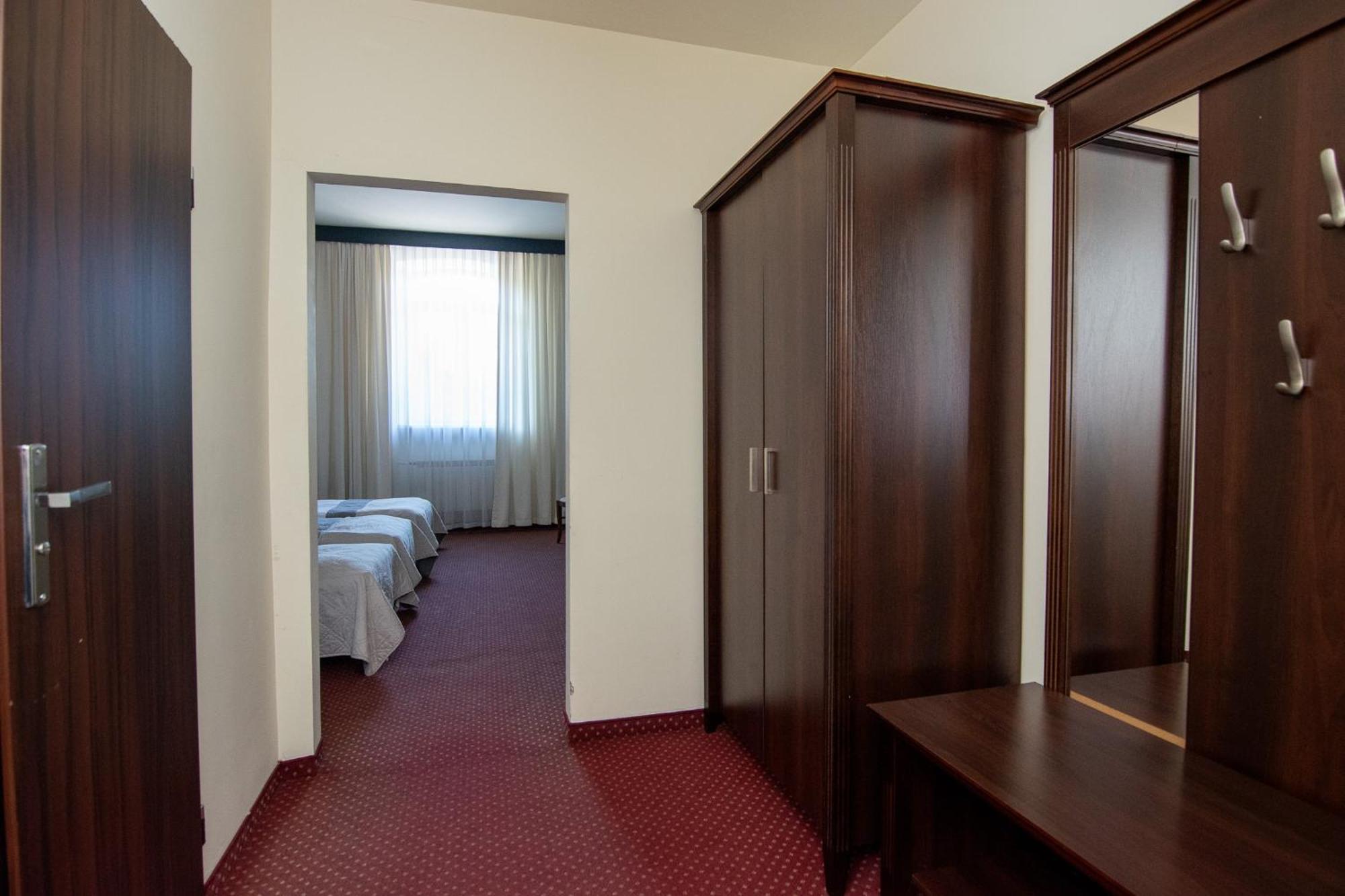 مبيت وإفطار سباوا Savoy المظهر الخارجي الصورة